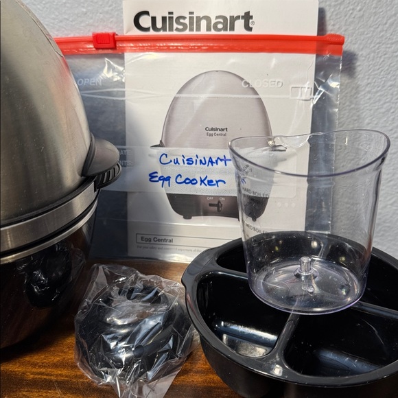 Cuisinart Egg Central Egg Cooker Set Appliance Model CEC-10 New Condition - Picture 3 of 4